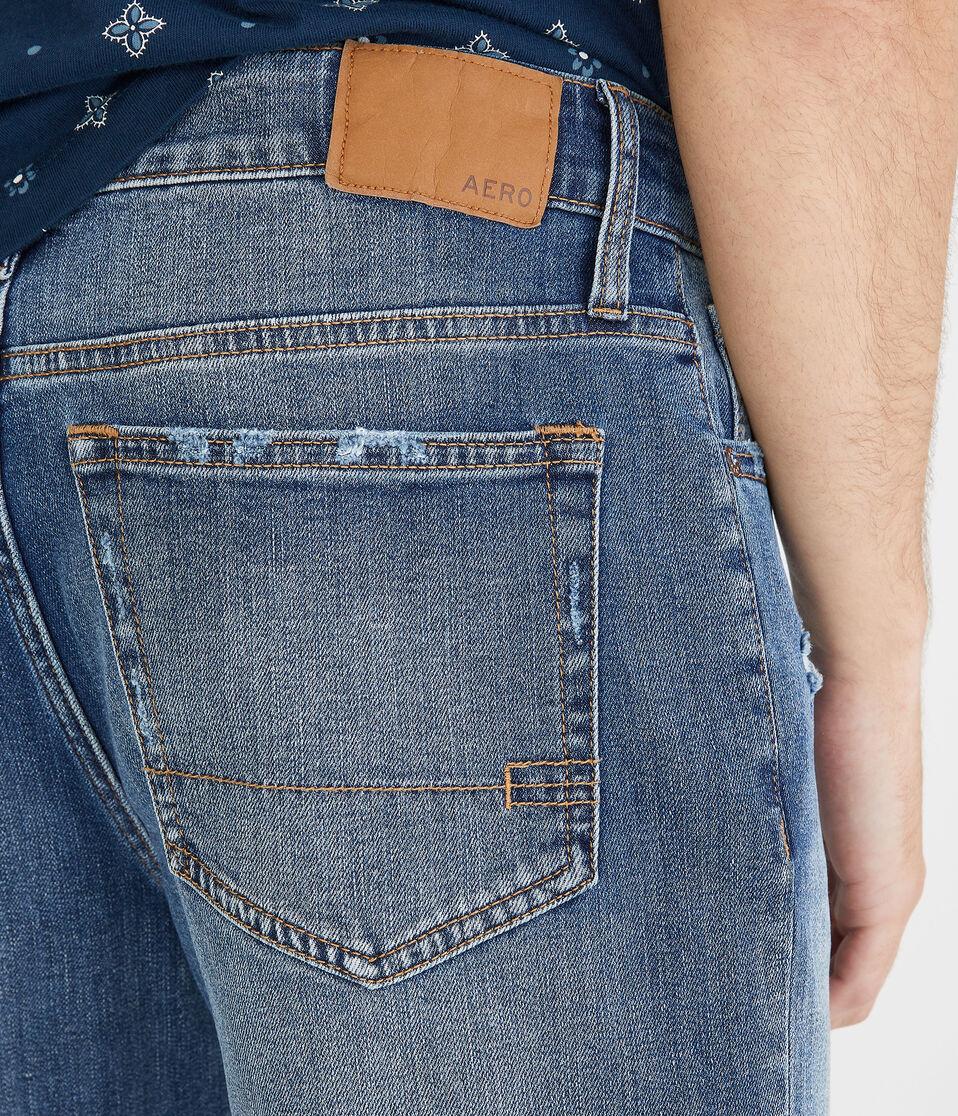 Aéropostale Athletic Straight Premium Jean With COOLMAX® Technology Medium Wash