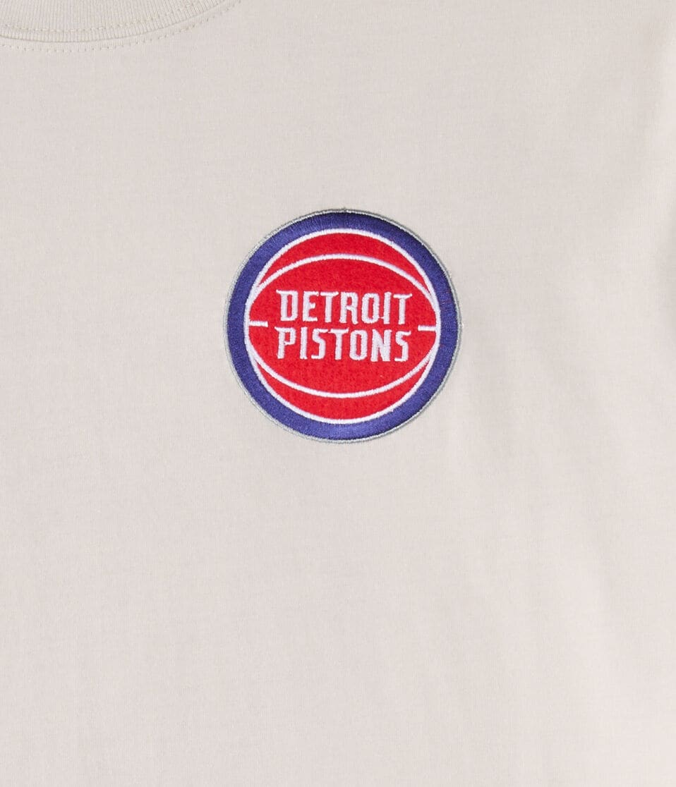 Aéropostale Detroit Pistons Relaxed Graphic Tee Canvas Tote