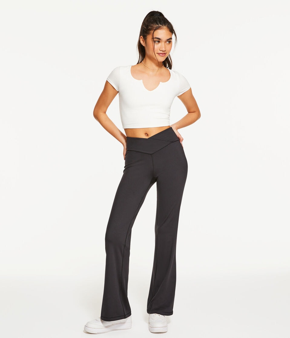 Aéropostale Flare Flex Crossover High-Rise Pants Black Fox