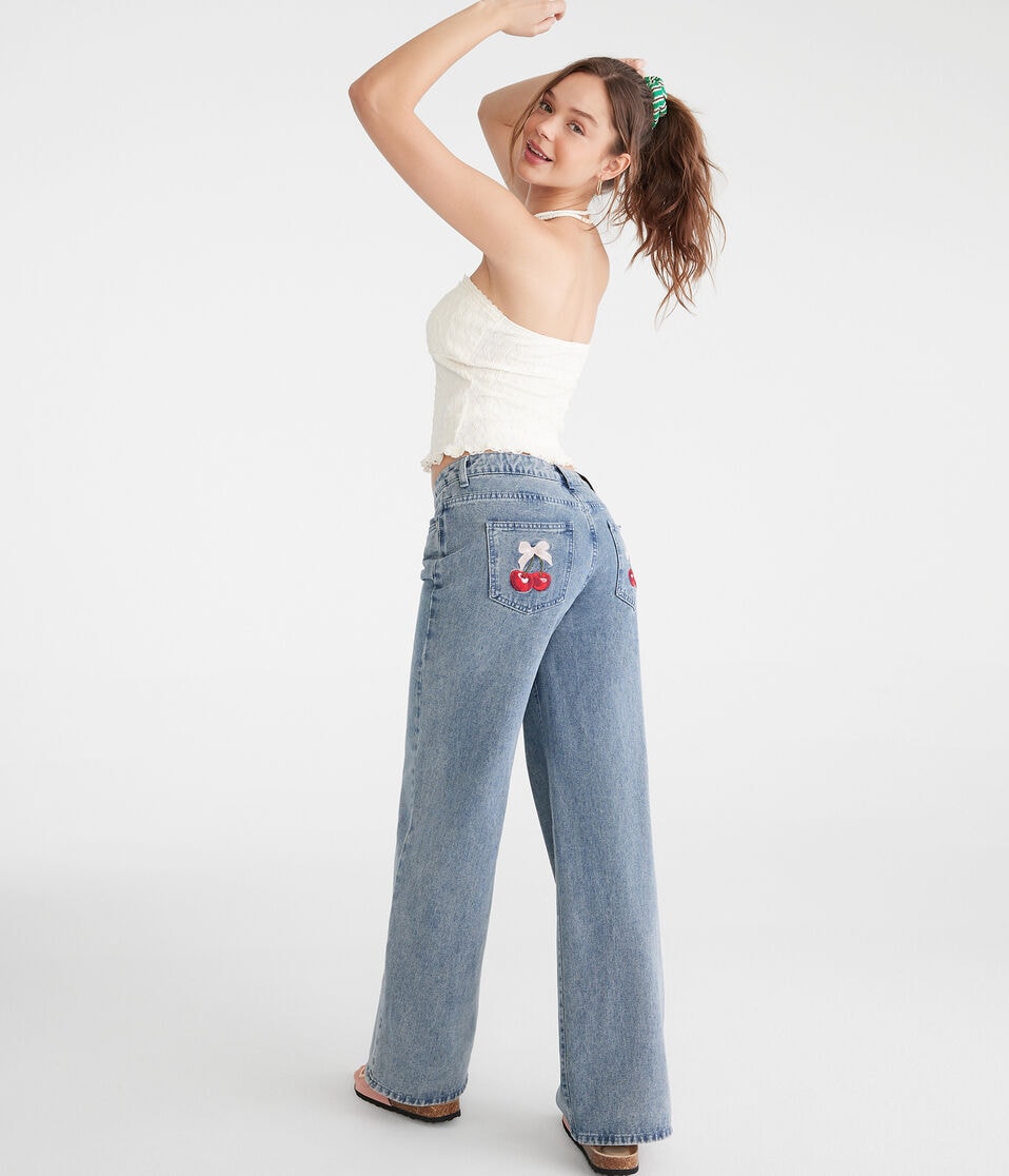 Aéropostale Low-Rise Baggy Wide Leg Cherry Pocket Jean Medium Wash