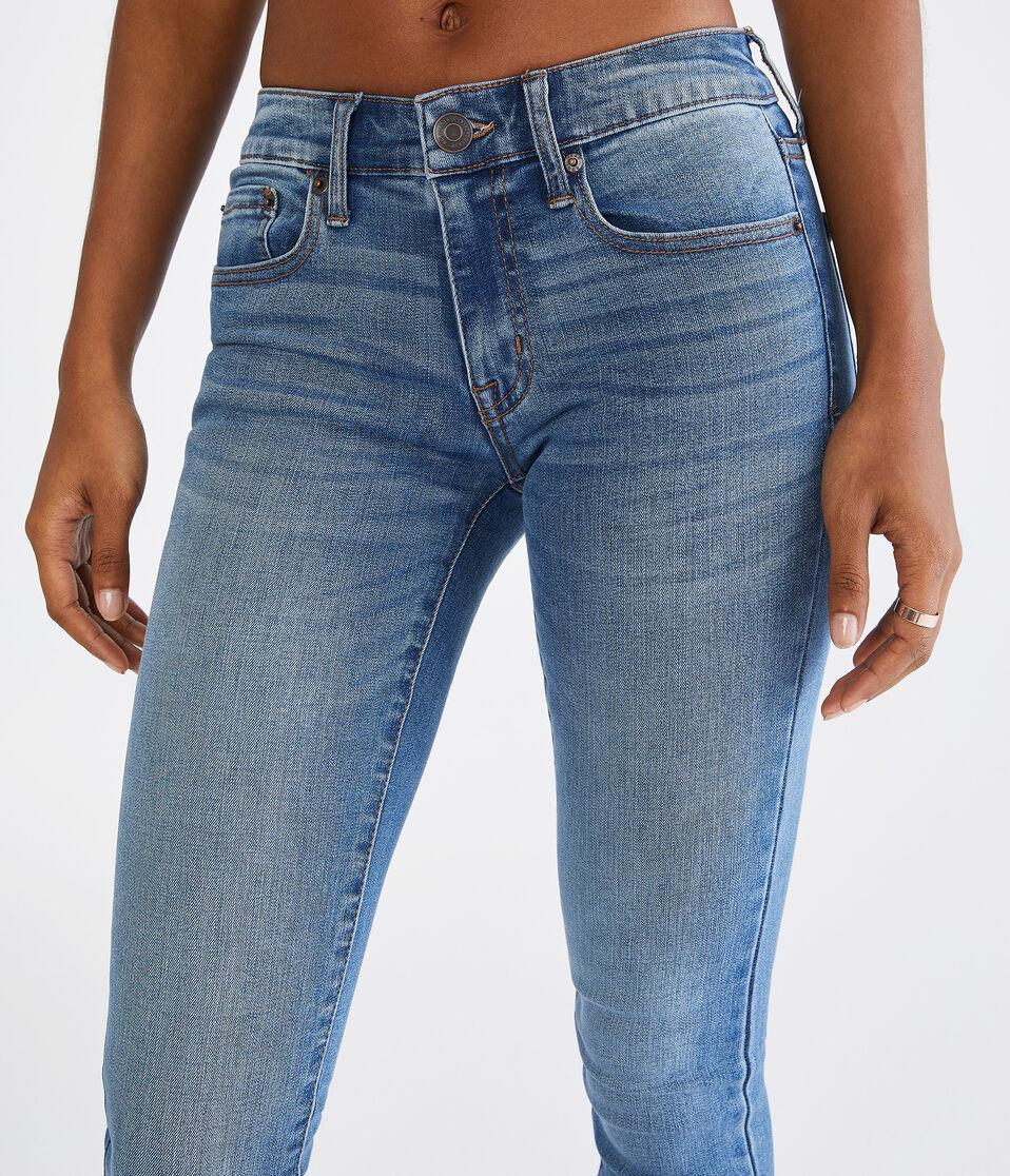 Aéropostale Premium Seriously Stretchy Low-Rise Jegging Medium Wash
