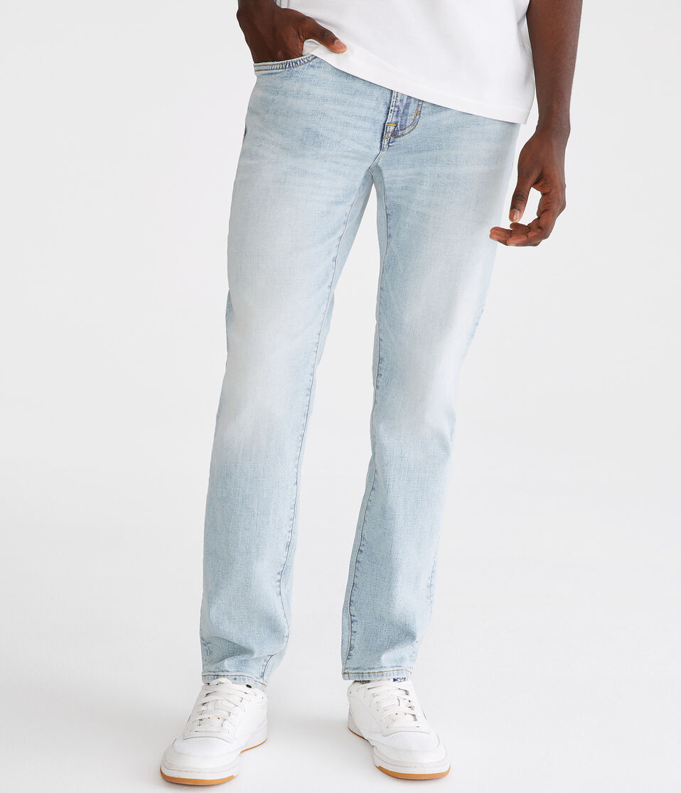 aéropostale Slim Premium Max Stretch Jean with COOLMAX® Technology light wash