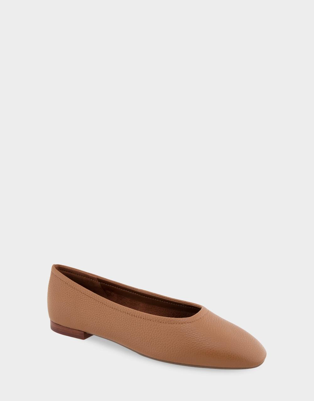 Aerosoles Comfortable Women's Ballet Flats In Tan Pebbled Leather