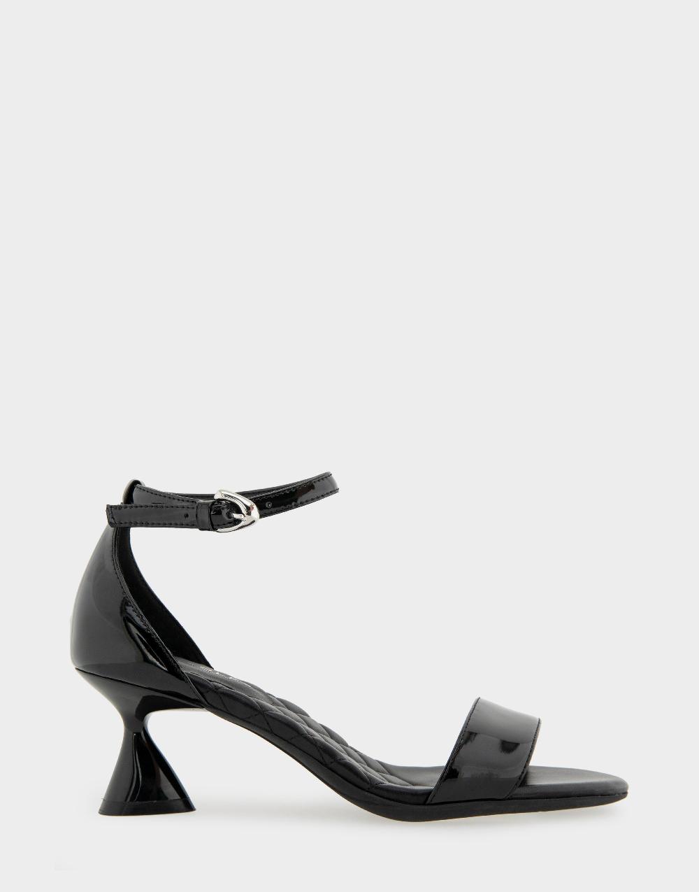 aerosoles Comfortable Women's Dress Sandals in Black Patent Faux Leather