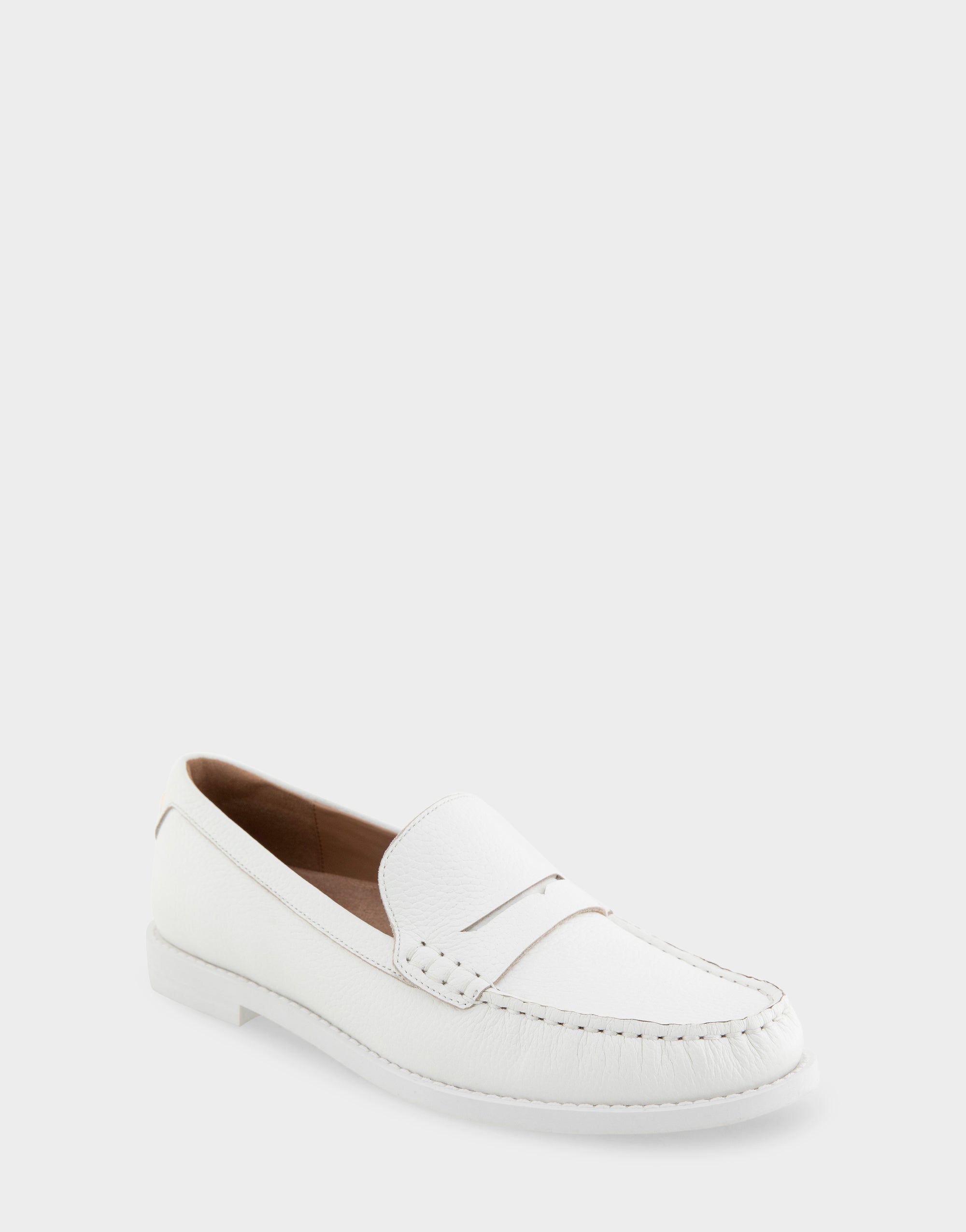 Aerosoles Comfortable Women's Loafers In White Pebbled Leather