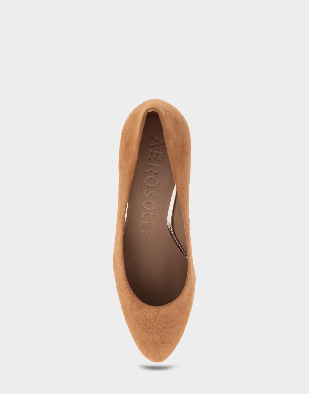 Aerosoles Comfortable Women's Mid Heel Pump In Tan Genuine Suede