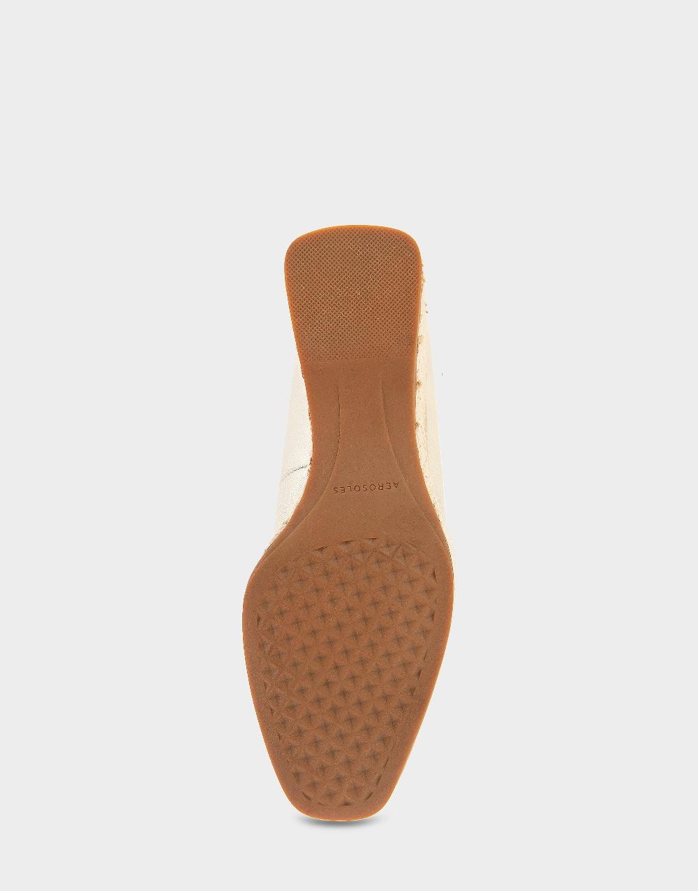 Aerosoles Comfortable Women's Sculpted Wedge Pump In Soft Gold Leather