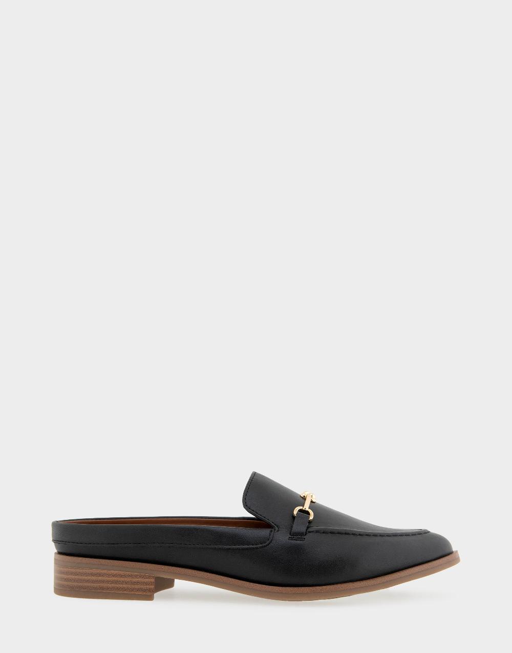 aerosoles Comfortable Women's Tailored Loafer in Black Faux Leather