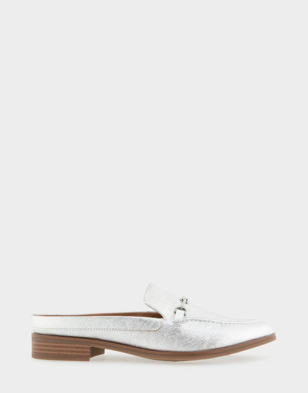 aerosoles Comfortable Women's Tailored Loafer in Silver Metallic Saffiano Faux Leather