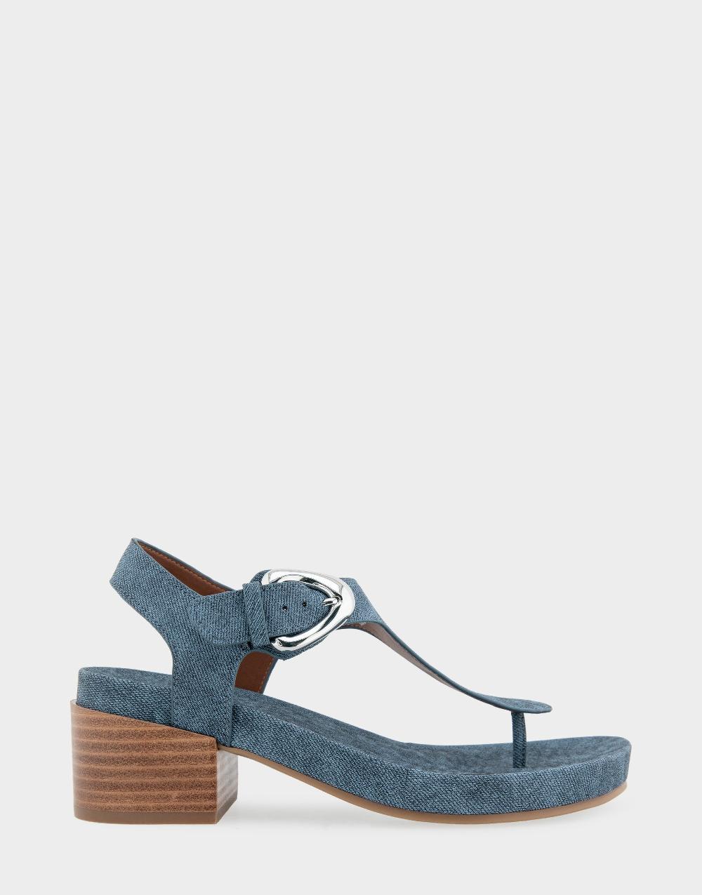 aerosoles Comfortable Women's Thong Sandals in Blue Jean Denim Fabric