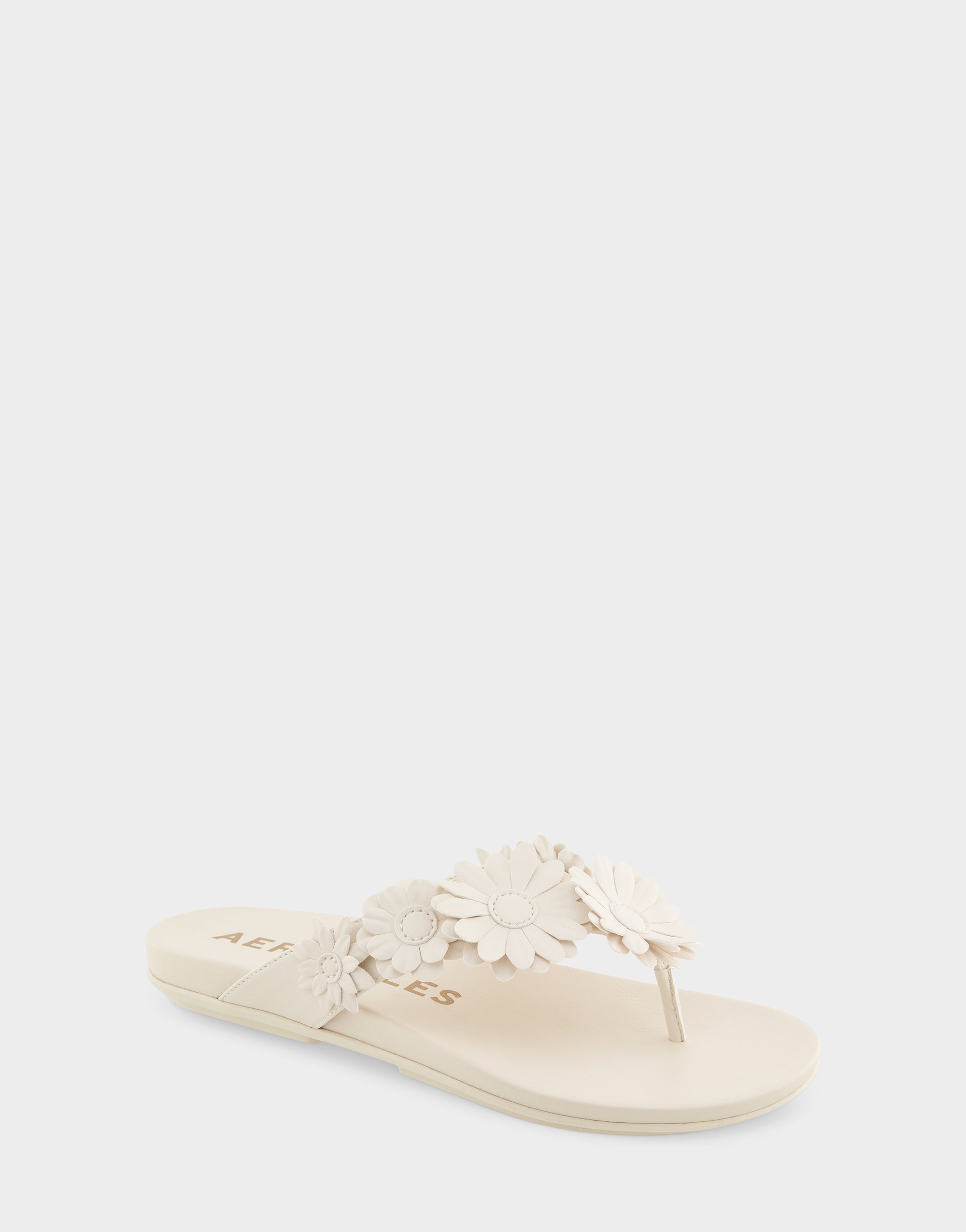 Aerosoles Comfortable Women's Thong Sandals In Eggnog Faux Leather