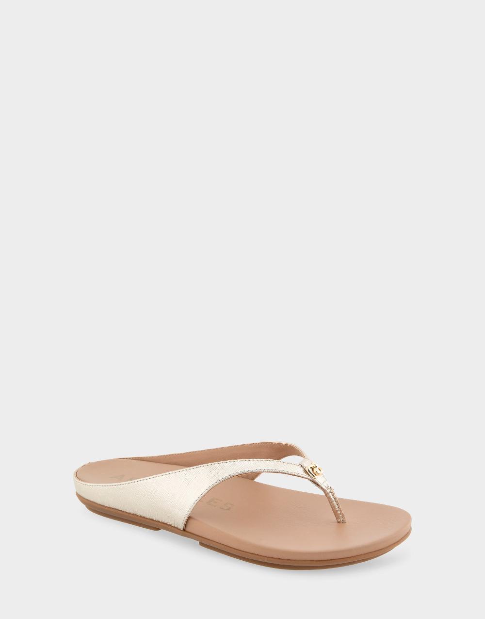 aerosoles Comfortable Women's Thong Sandals In Gold Metallic Textured Faux Leather