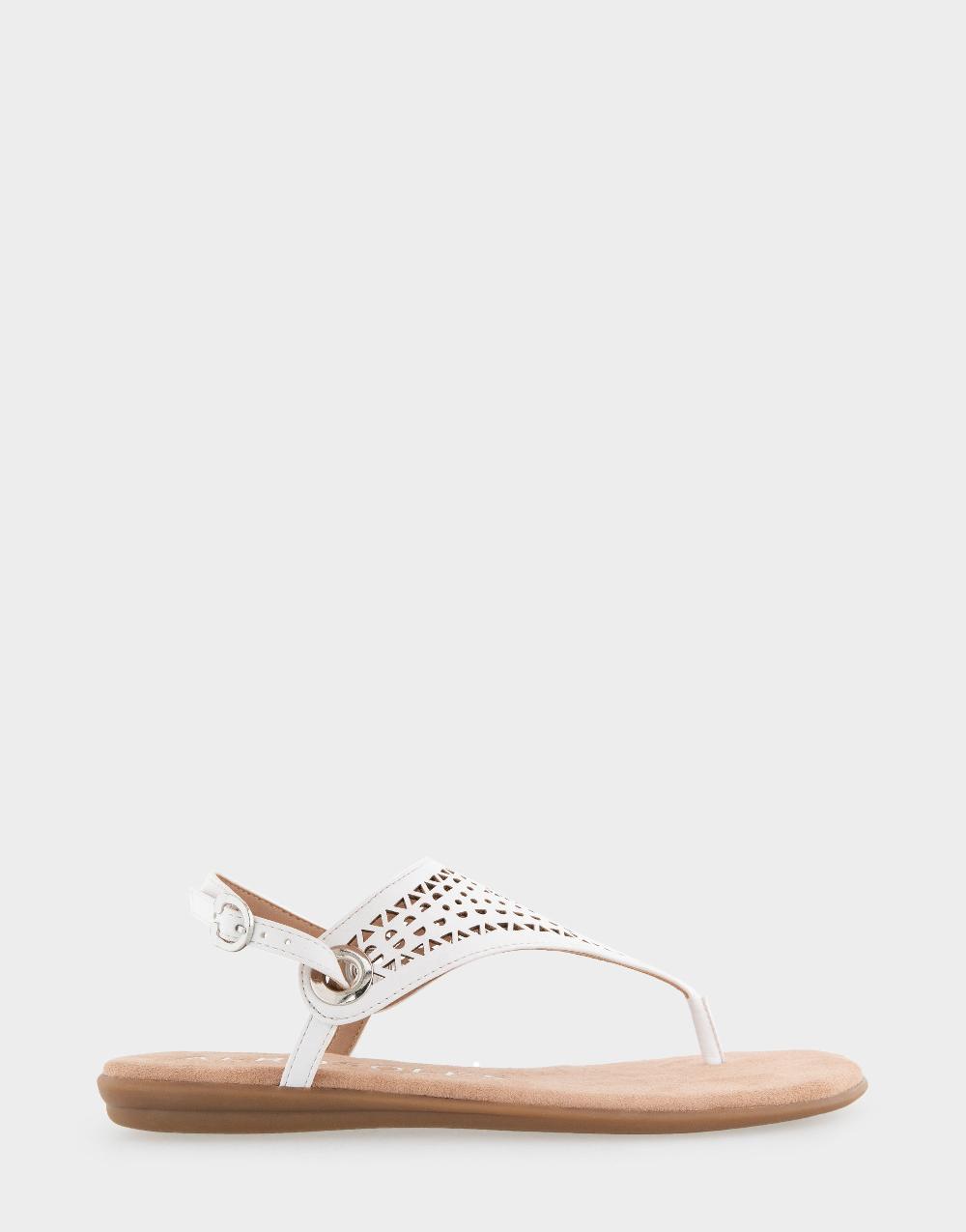 aerosoles Comfortable Women's Thong Sandals in White Faux Leather