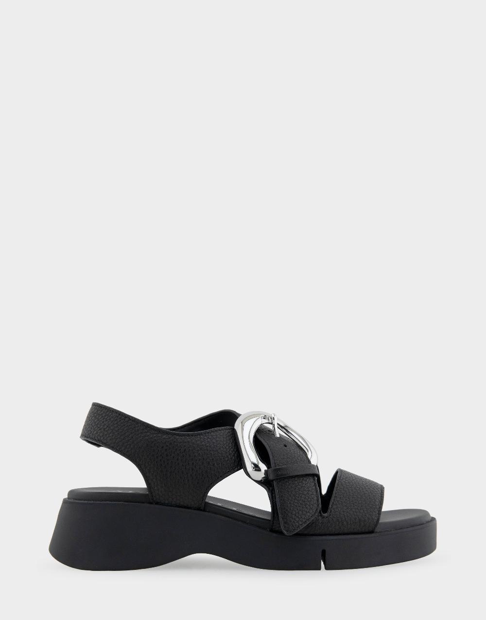 aerosoles Comfortable Women's Walking Sandal in Black Pebbled Leather aerosoles Comfortable Women's Walking Sandal in Black Pebbled Leather