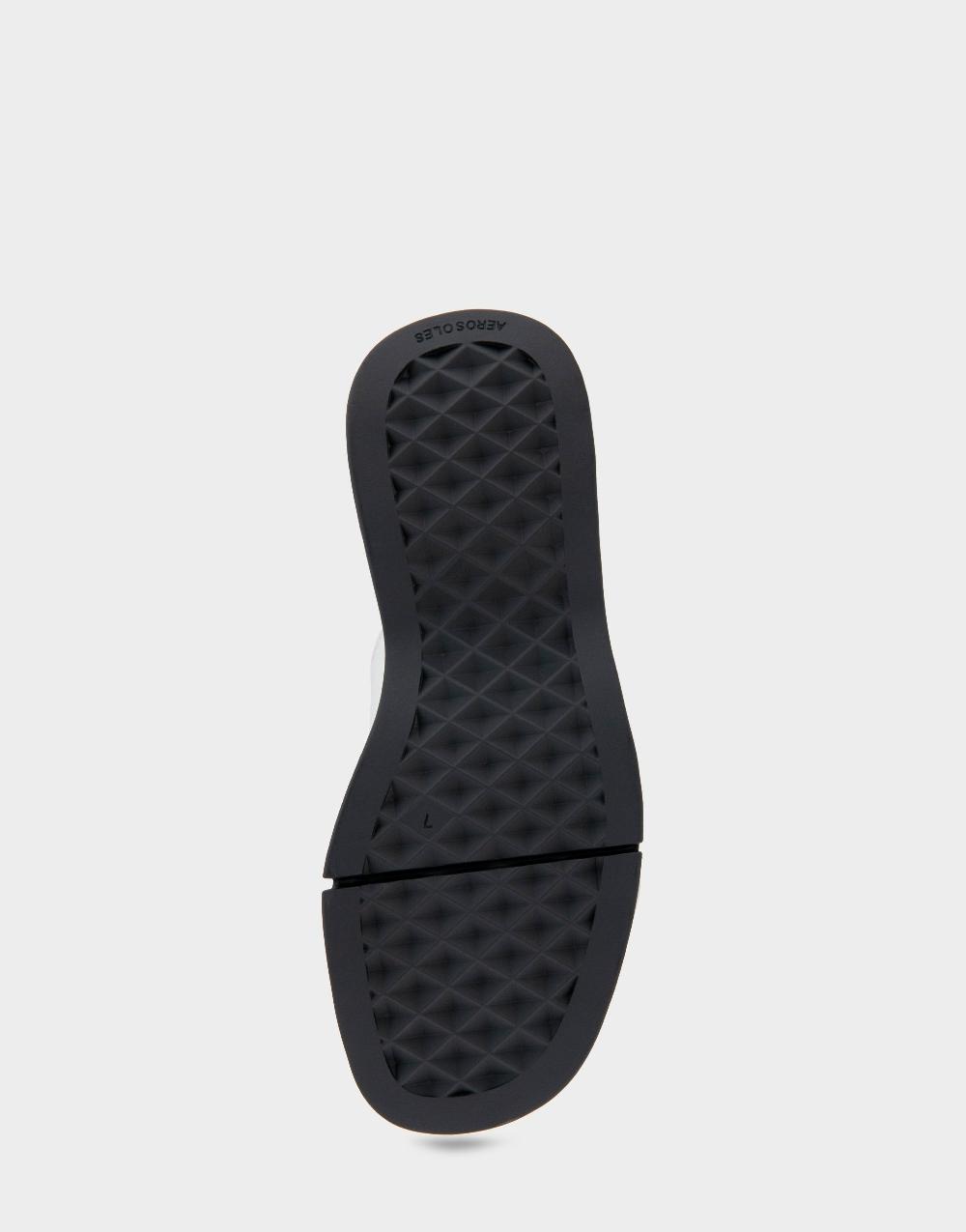 Aerosoles Comfortable Women's Walking Sandal In Silver Metallic Textured Faux Leather