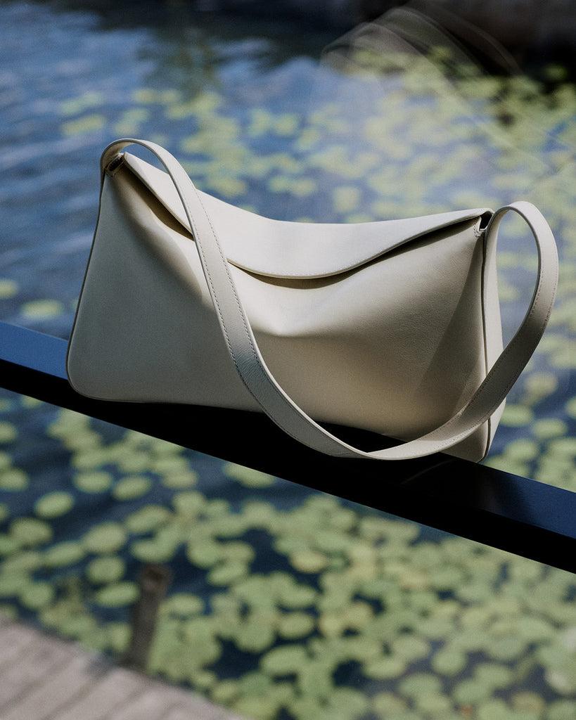 Aesther Ekme Soft Baguette BORDEAUX