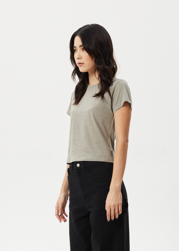 Afends Carmen - Baby Tee Olive