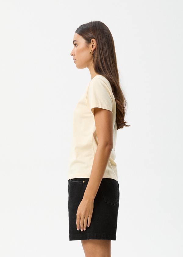 Afends Heidi - Regular Tee Sand