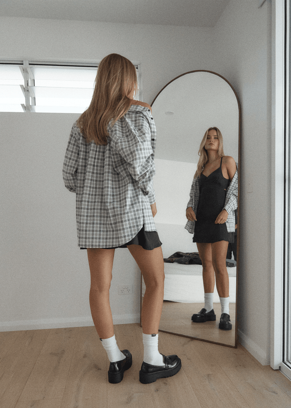 Afends Leo - Seersucker Check Shirt Black / White