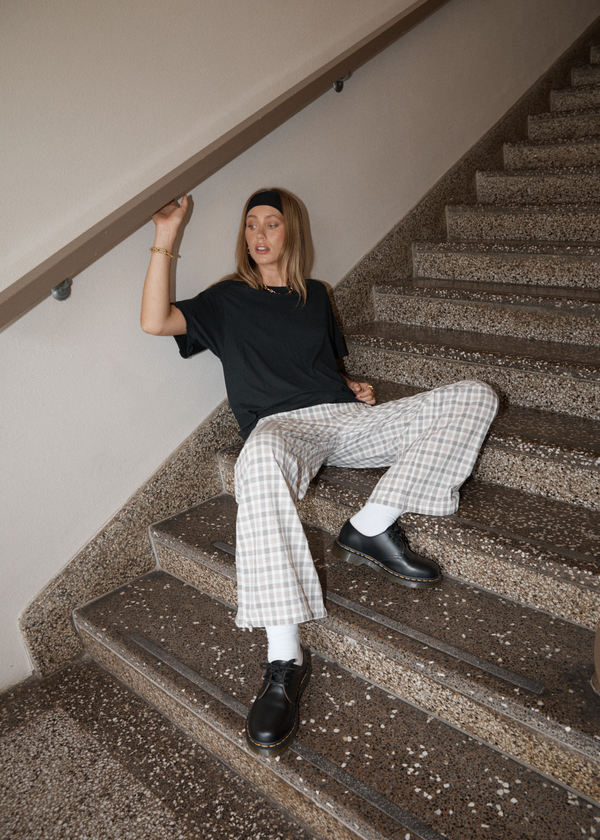 Afends Leo - Seersucker Wide Leg Pant Coffee / White