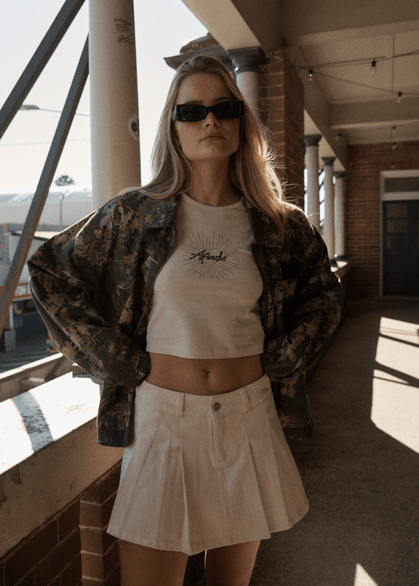 Afends Mika - Pleat Mini Skirt Sand