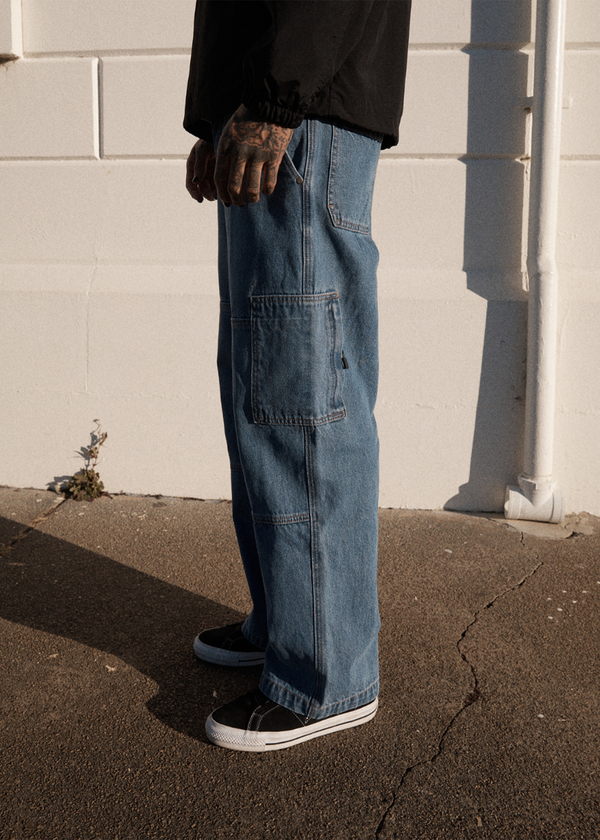 Afends Richmond - Denim Workwear Jean Worn Blue