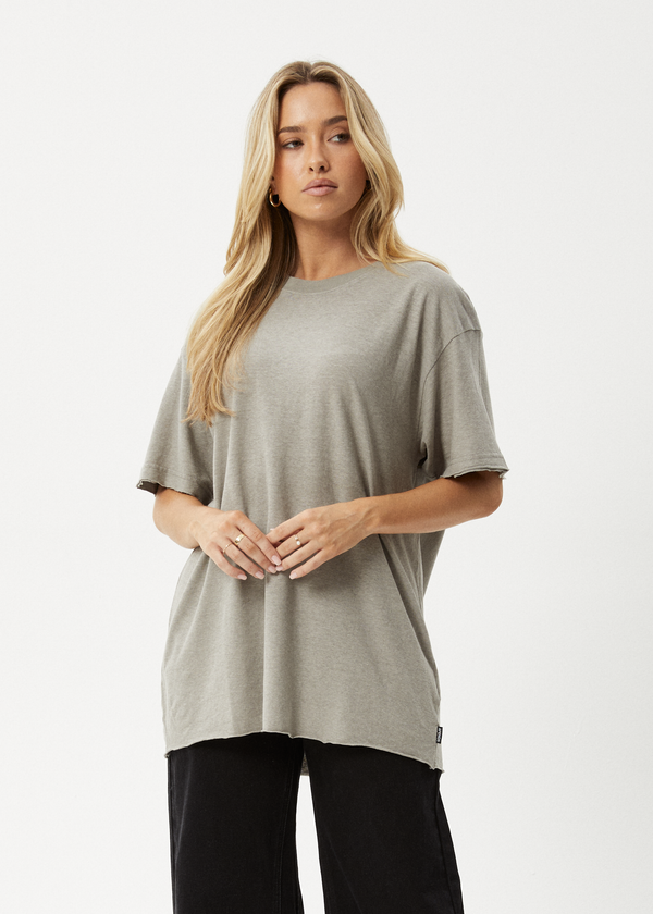 Afends Slay - Oversized Tee Olive