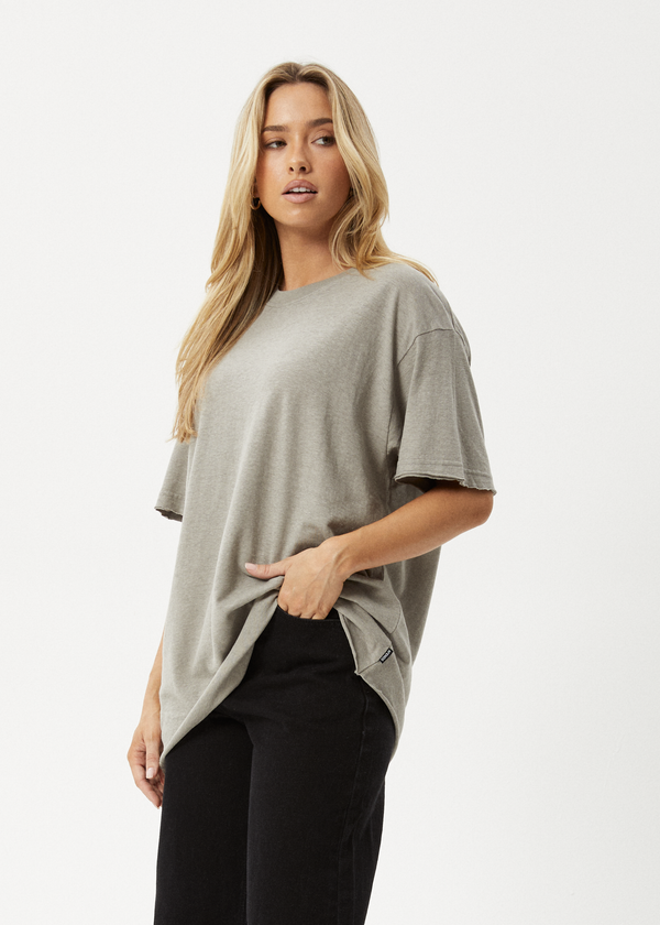 Afends Slay - Oversized Tee Olive