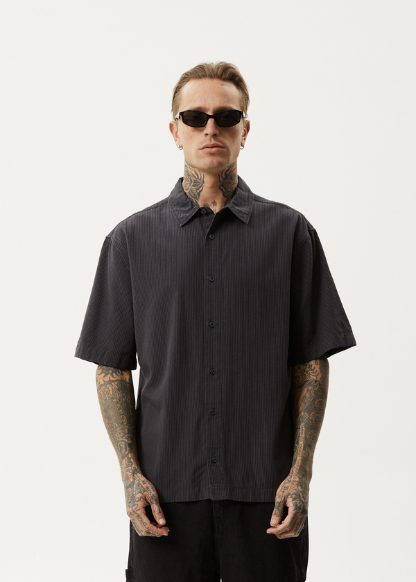 Afends Intergalactic - Short Sleeve Shirt Black Stripe