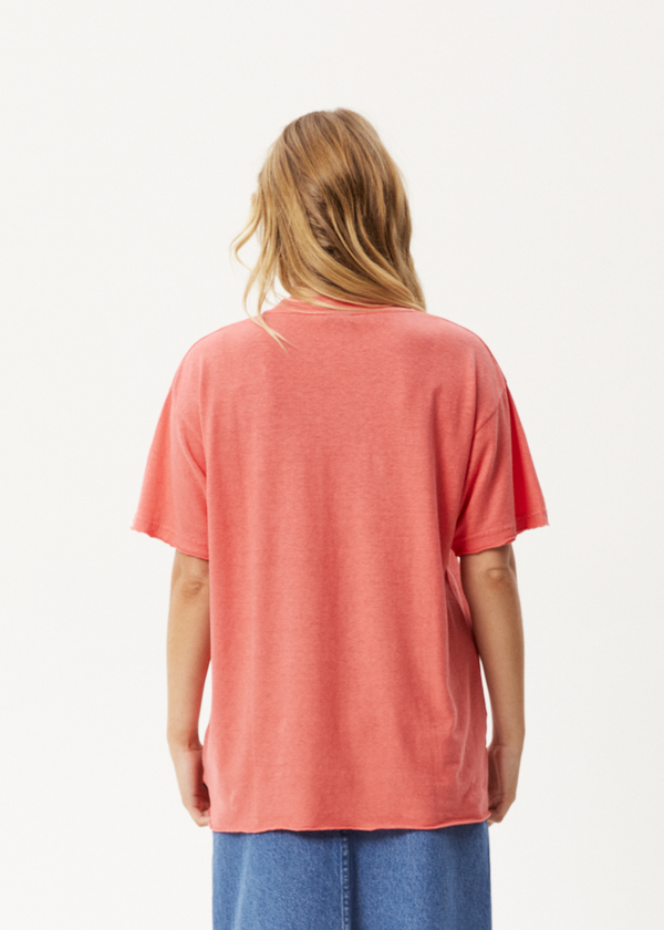Afends Under Pressure - Oversized Tee Washed Hibiscus