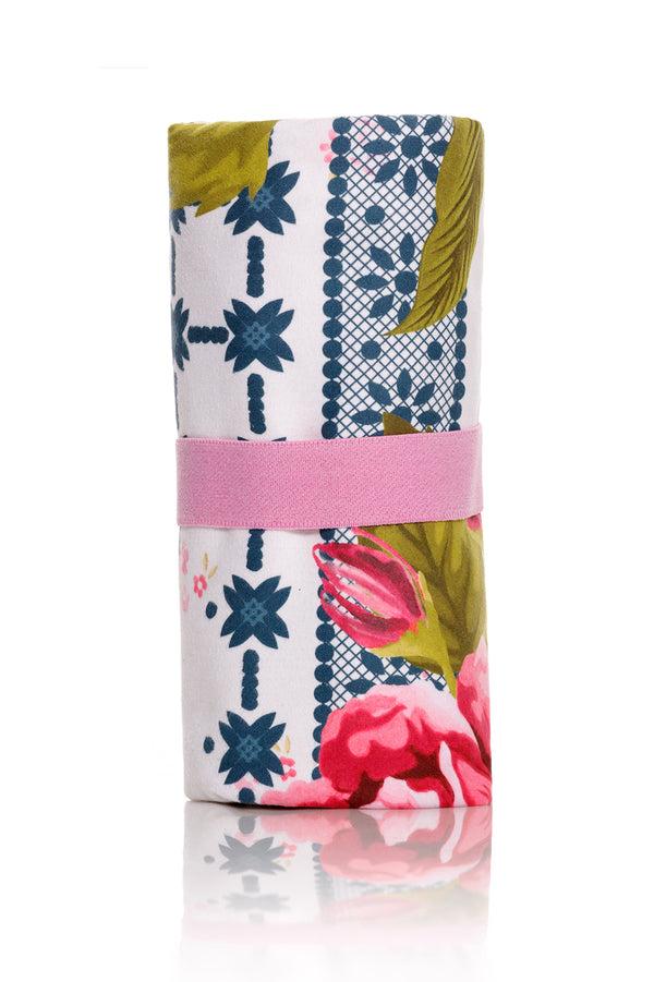 Agua Bendita Adam Towel