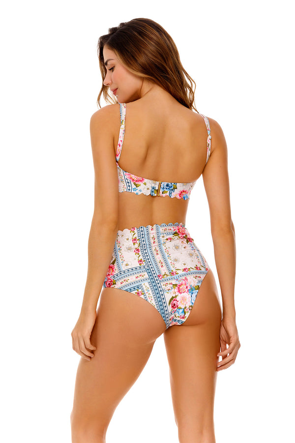 agua bendita Alicia Bikini Bottom