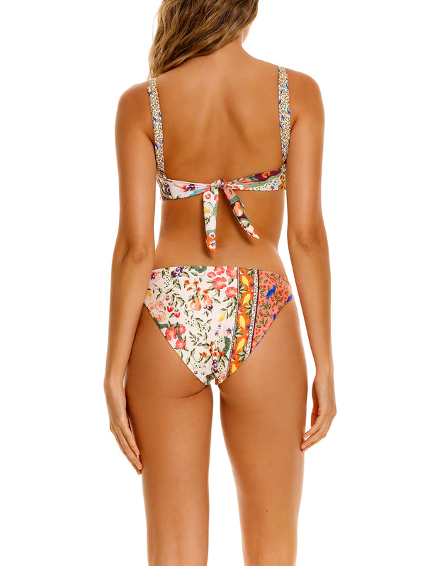 agua bendita Ilu Bikini Bottom