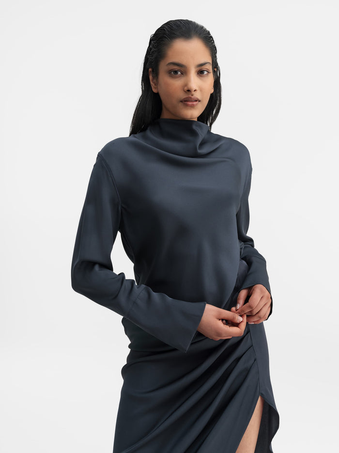 ahlvar Ayumi silk blouse blue grey
