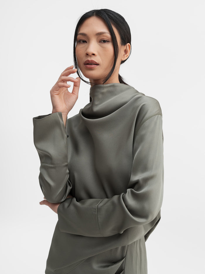 ahlvar Ayumi silk blouse light military