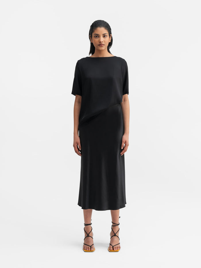 Ahlvar Hana Satin Silk Skirt Black