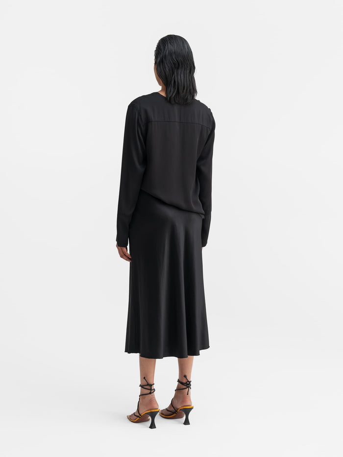 Ahlvar Kelly V-neck Silk Blouse Black