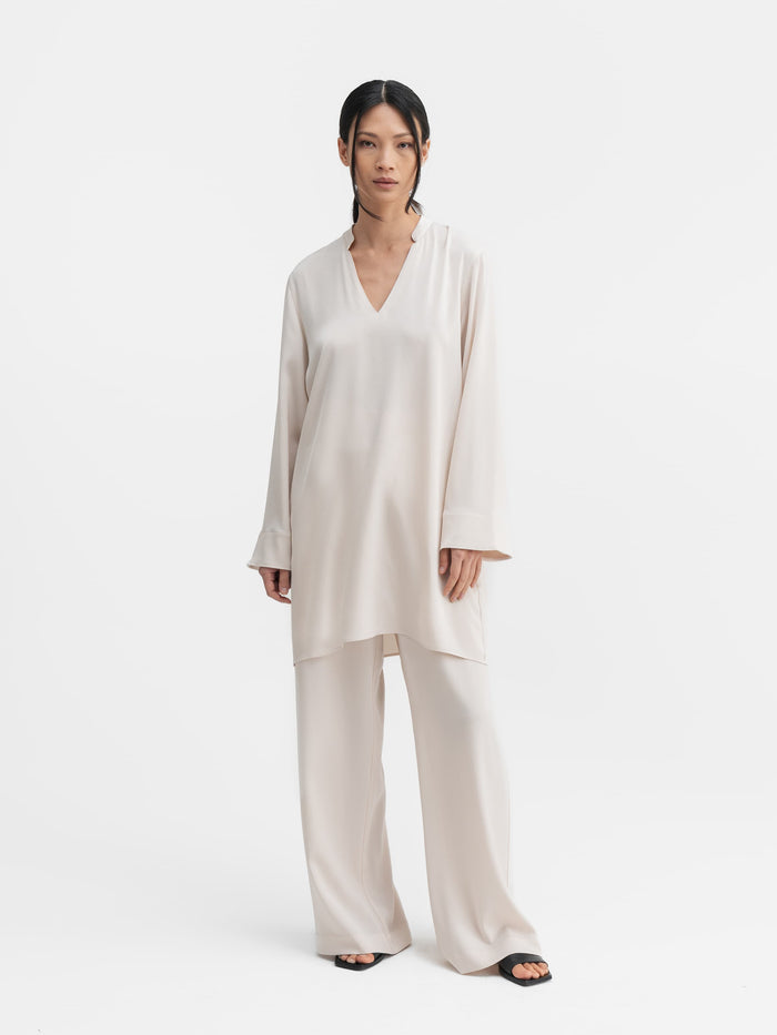 Ahlvar Lila Tunic Cream