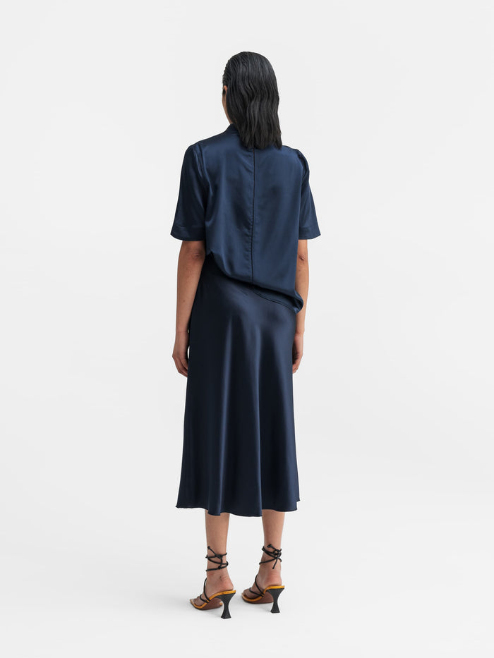 Ahlvar Lima Satin Silk Tee Midnight Blue
