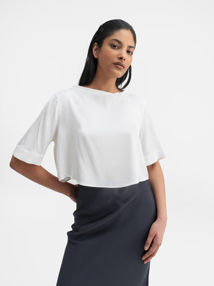 Ahlvar Lola Cropped Silk Tee White