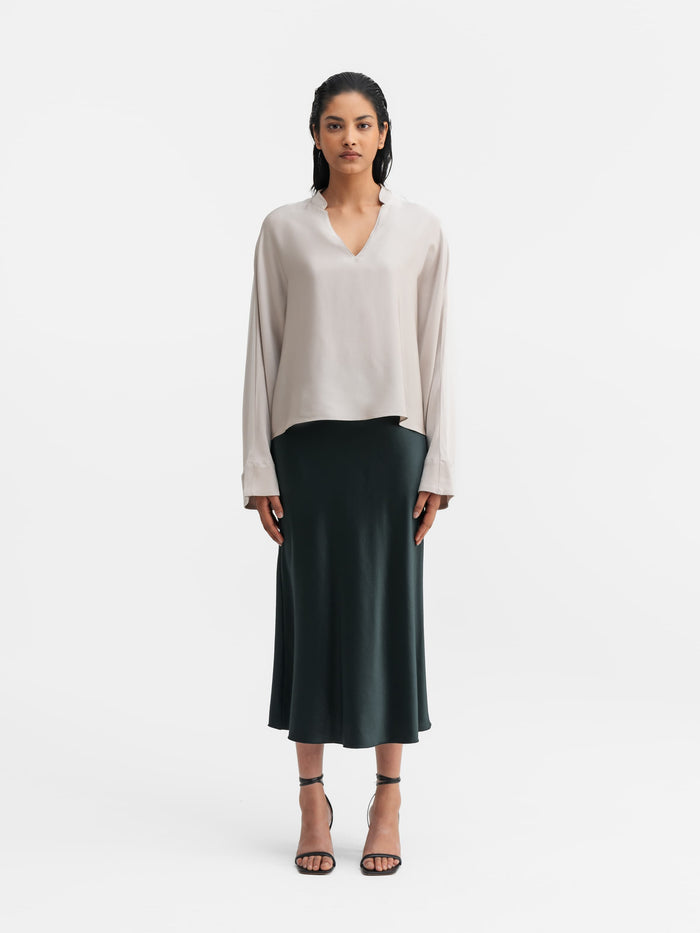 Ahlvar Nina V-neck Silk Blouse Greige
