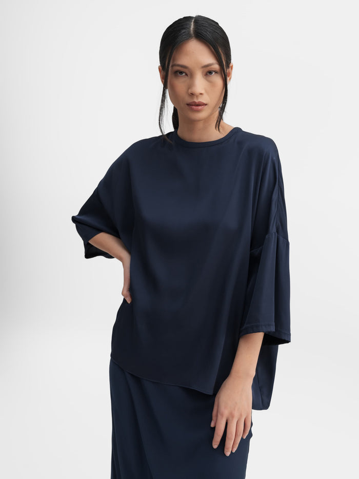 Ahlvar Thess Silk Tee Midnight Blue
