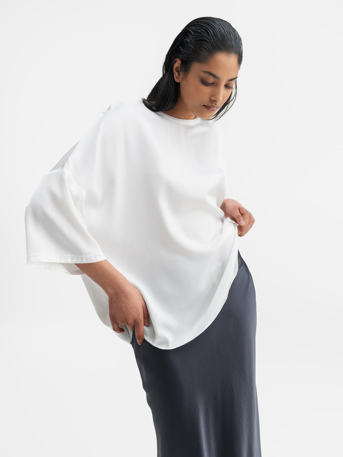 Ahlvar Thess Silk Tee White