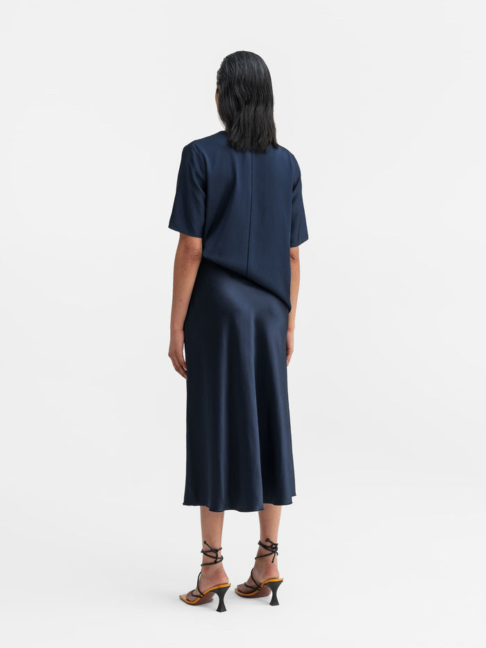 Ahlvar Yoli V-neck Silk Blouse Midnight Blue