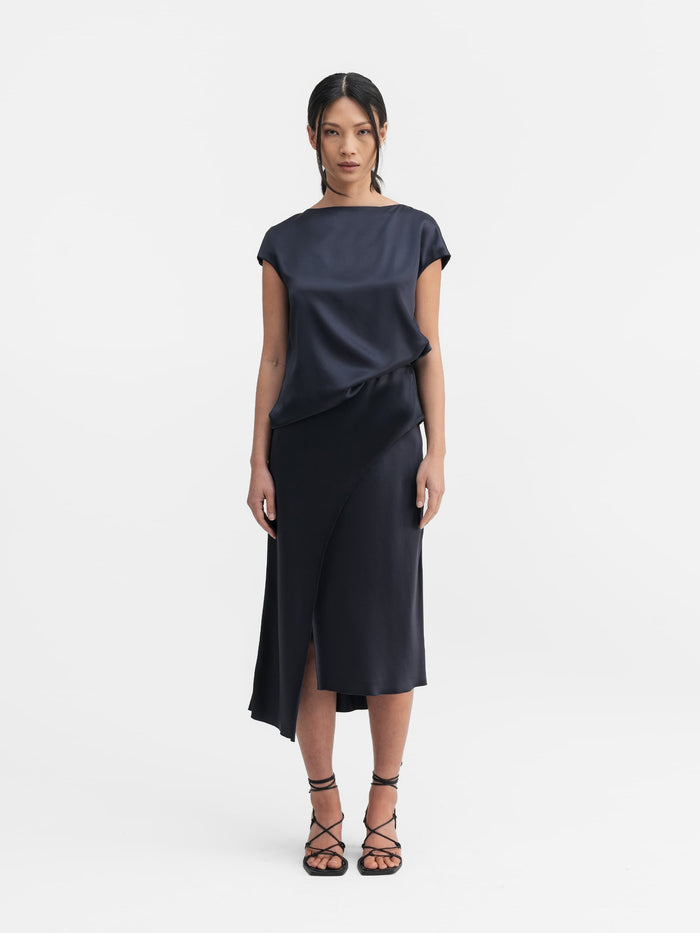 Ahlvar Yui Satin Top Blue Grey