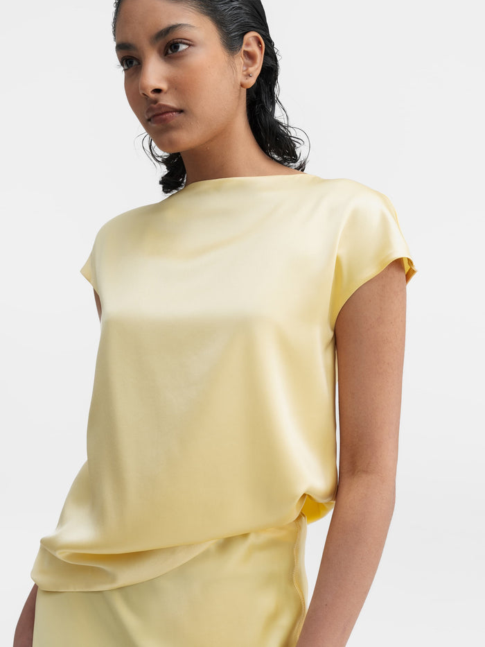 ahlvar Yui satin top light yellow