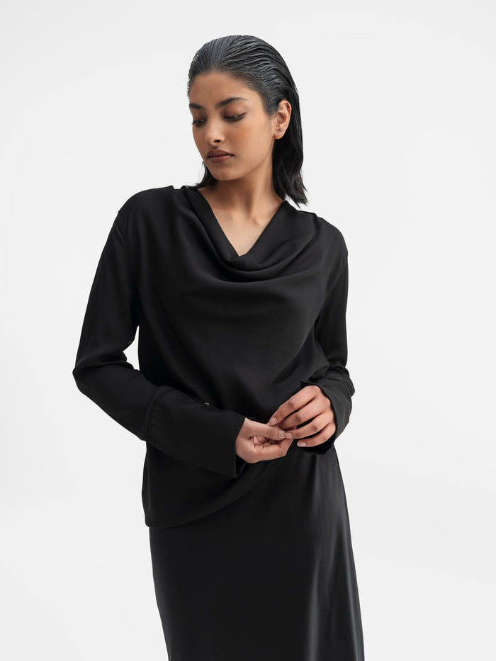ahlvar Zia silk blouse black