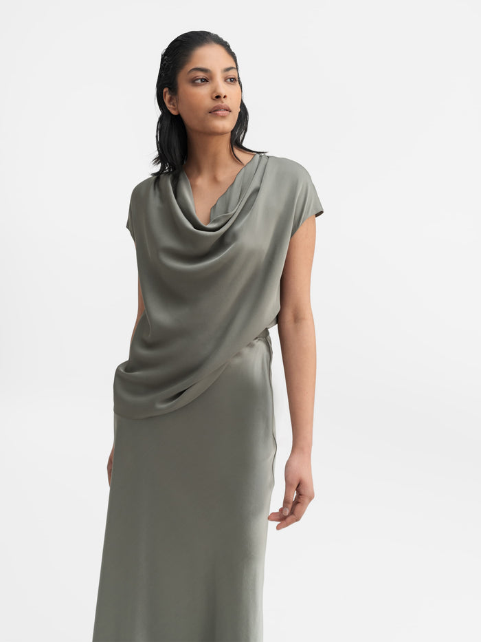 ahlvar Zia silk top light military