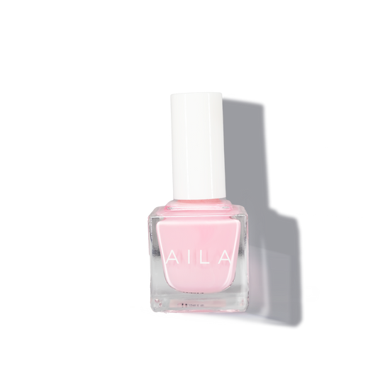 aila cosmetics No Panty Wednesday