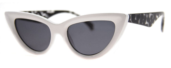 aj morgan Cat-Eye Vintage-Inspired Sunglasses | 81010 - Fever
